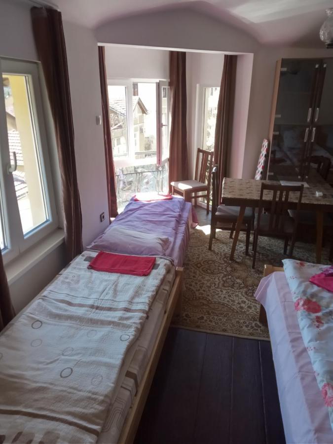 Mercury Guest House Veliko Tarnovo Ngoại thất bức ảnh