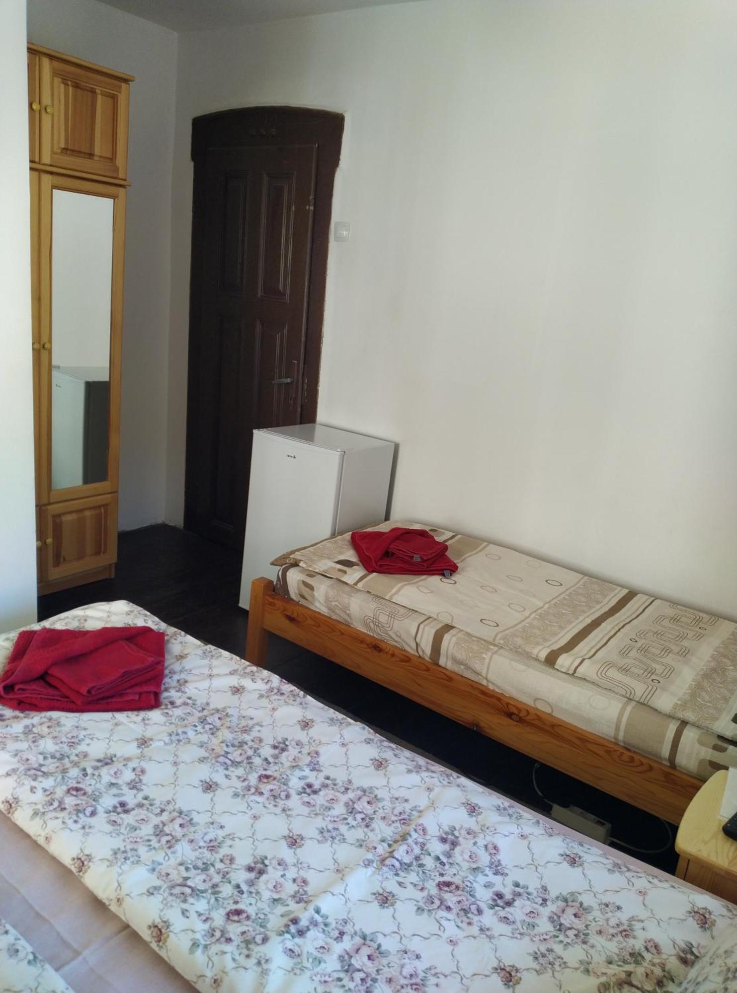 Mercury Guest House Veliko Tarnovo Ngoại thất bức ảnh