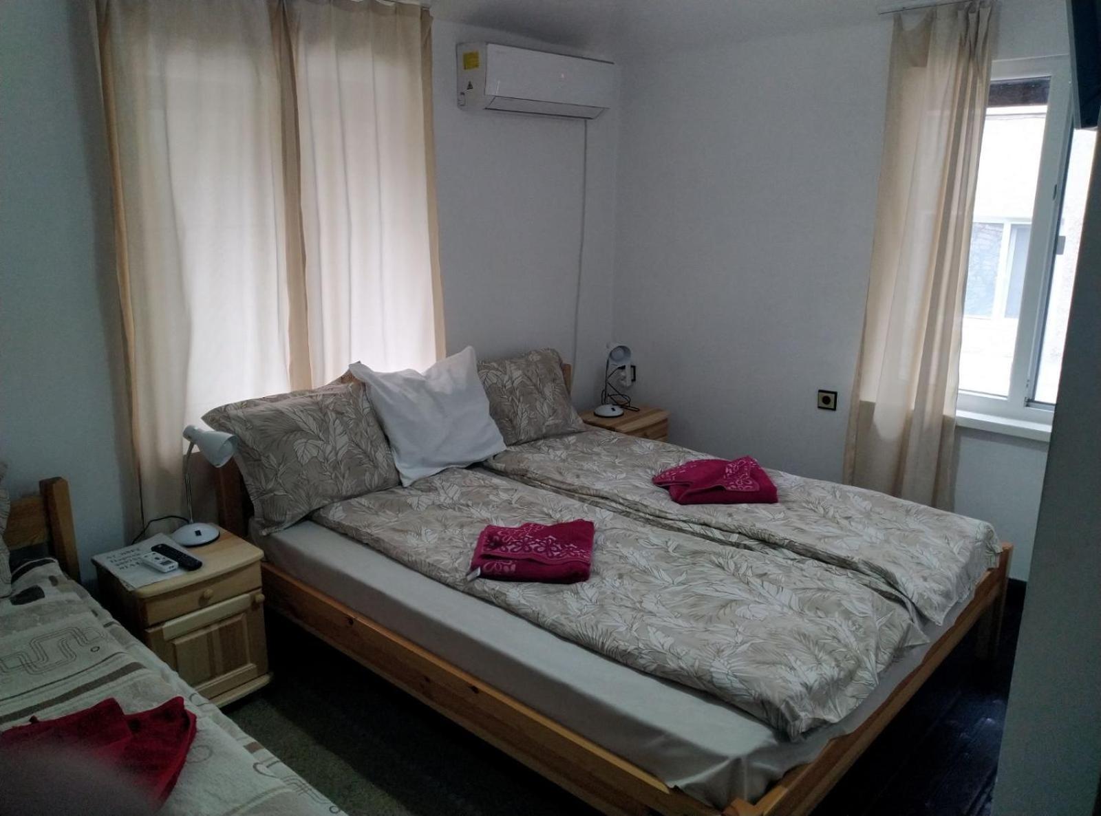 Mercury Guest House Veliko Tarnovo Ngoại thất bức ảnh